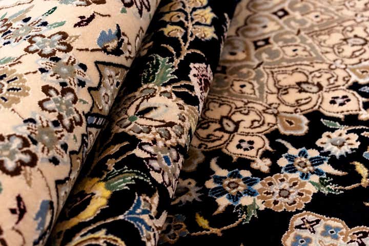 5' x 7' 10 Nain Rug