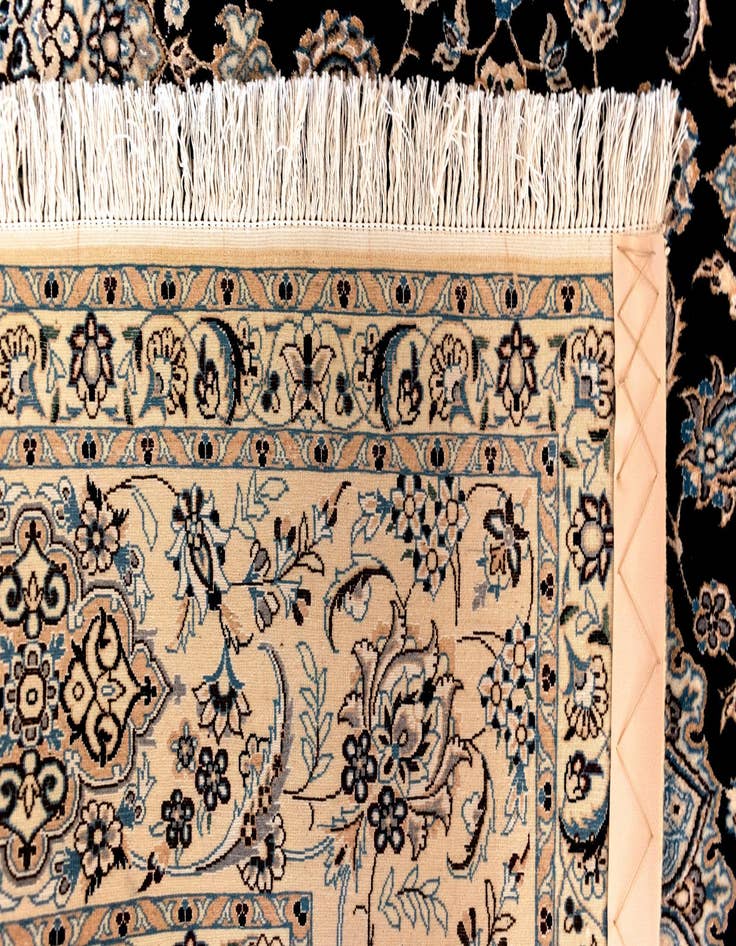 Detail image of 6' 11 x 10' 2 Nain Rug