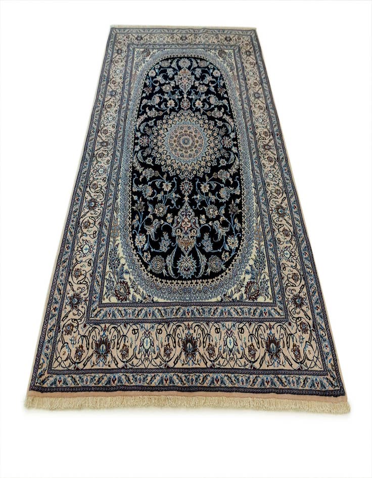 Detail image of 4' x 7' 7 Nain Rug