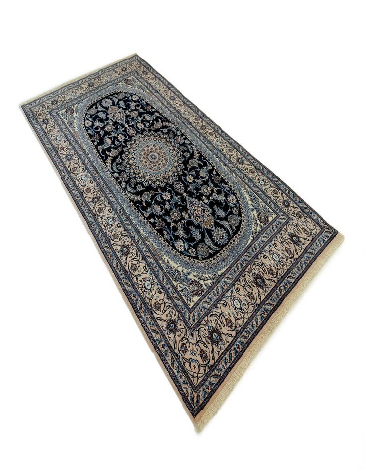 Detail image of 4' x 7' 7 Nain Rug