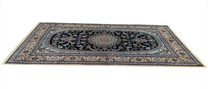 4' x 7' 7 Nain Rug