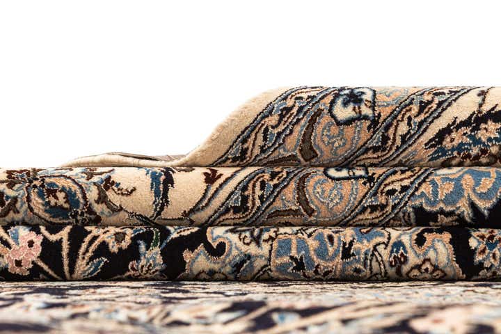7' x 10' 3 Hand Knotted Nain Rug