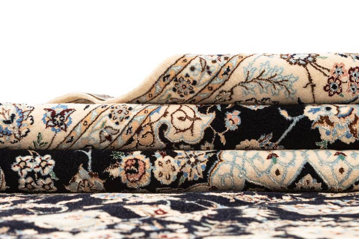 Detail image of 6' 9 x 9' 10 Hand Knotted Nain Rug