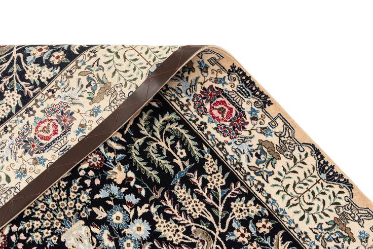Detail image of 3' 6 x 5' 7 Hand Knotted Nain Rug