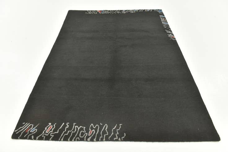 Detail image of 4' 7 x 6' 6 Hand Knotted Nepal Wool Rug