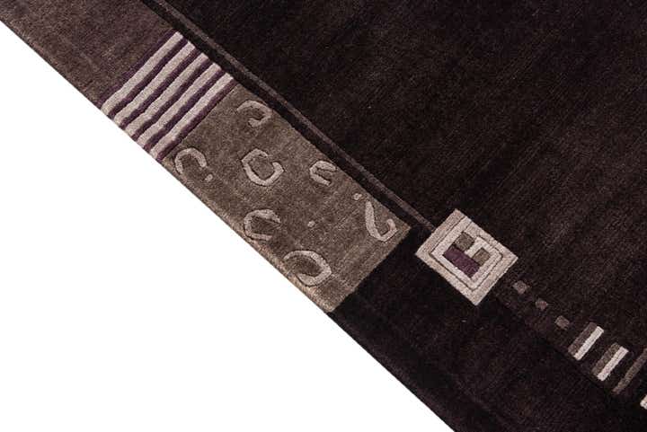 4' 8 x 6' 4 Hand Knotted Nepal Wool Rug