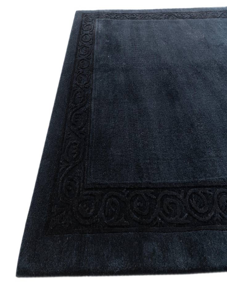 Detail image of 4' 8 x 6' 8 Hand Knotted Nepal Wool Rug