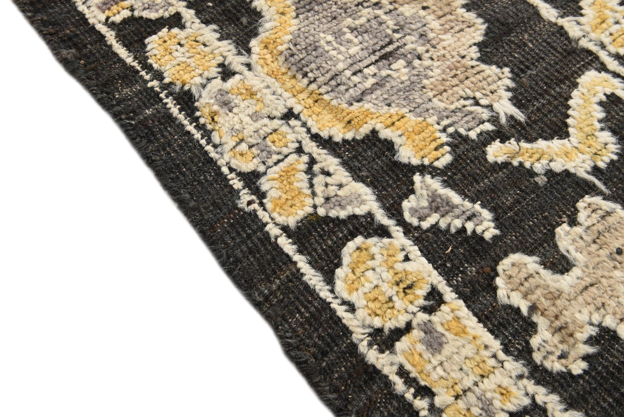 8' x 10' 4 Hand Knotted Oushak Wool Rug
