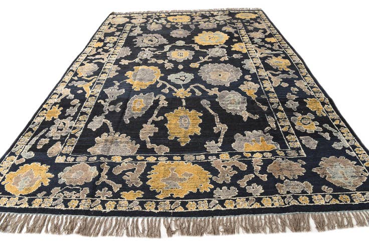 Detail image of 9' x 12' 6 Hand Knotted Oushak Wool Rug