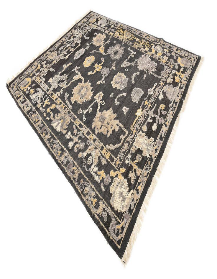 Detail image of 8' 2 x 9' 10 Hand Knotted Oushak Wool Rug