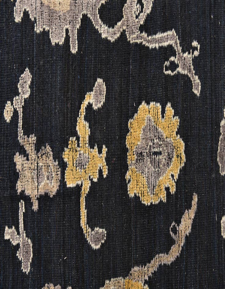 Detail image of 9' 5 x 12' 6  Hand Knotted Oushak Wool Rug