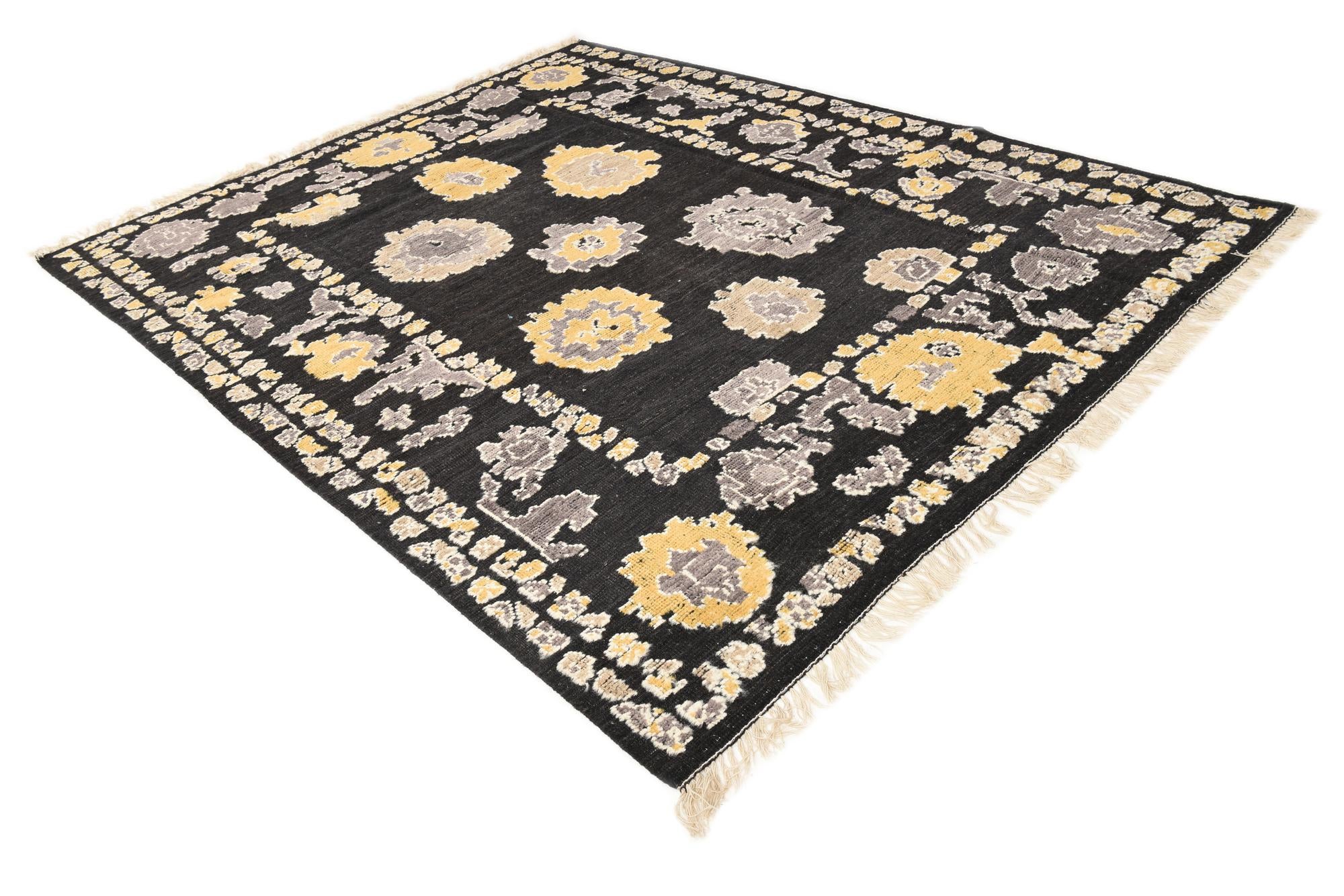 8' x 10' Hand Knotted Oushak Wool Rug