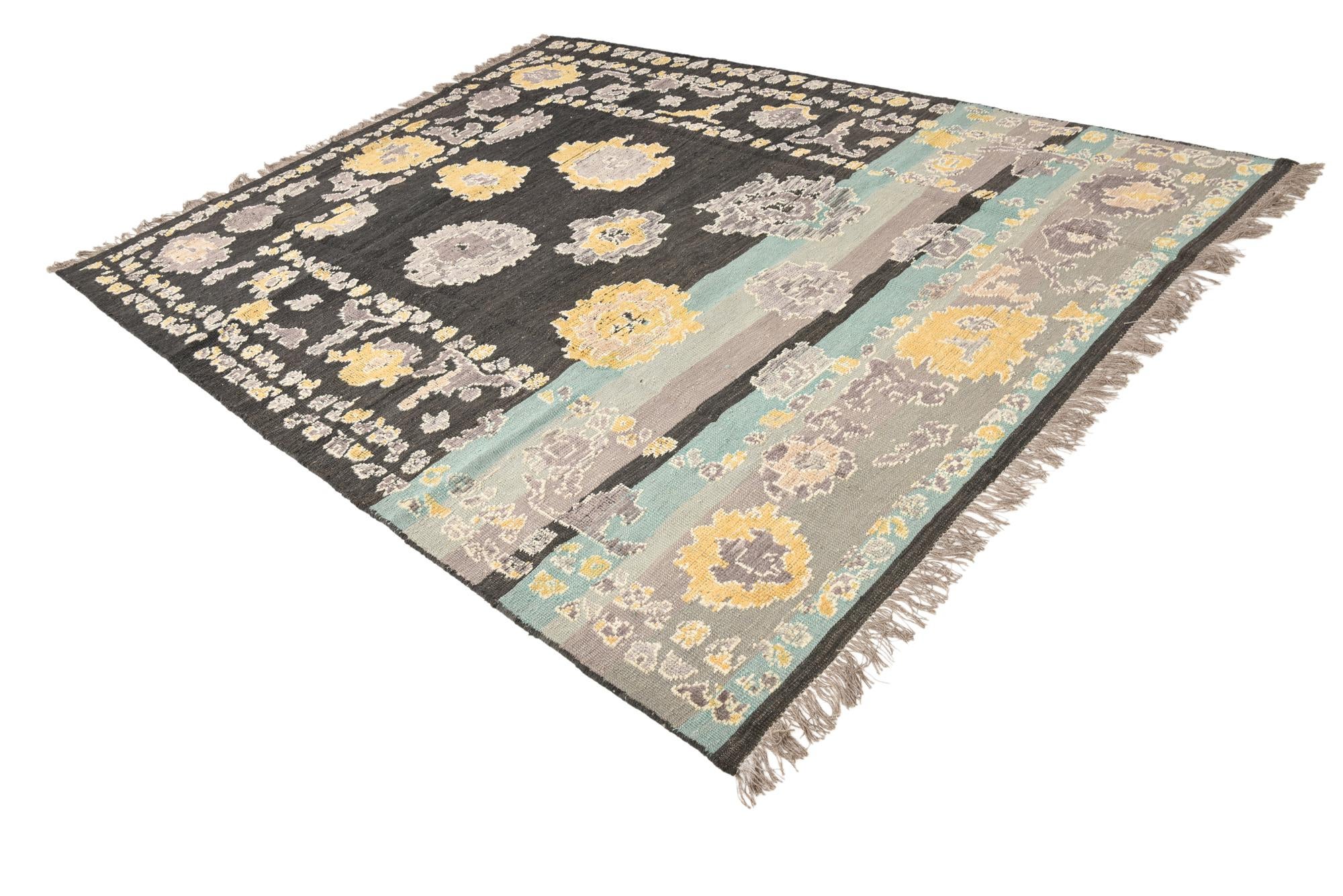 8' 2 x 10' 7 Hand Knotted Oushak Wool Rug