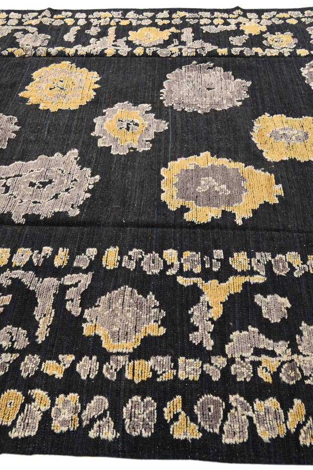 Detail image of 8' x 10' 1 Hand Knotted Oushak Wool Rug