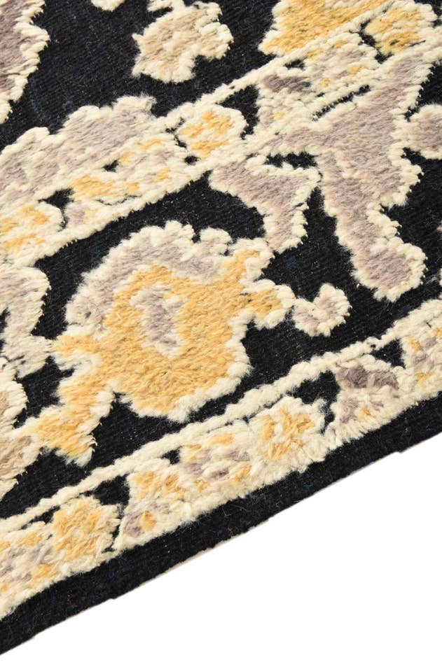 Detail image of 8' x 10' 10 Hand Knotted Oushak Wool Rug