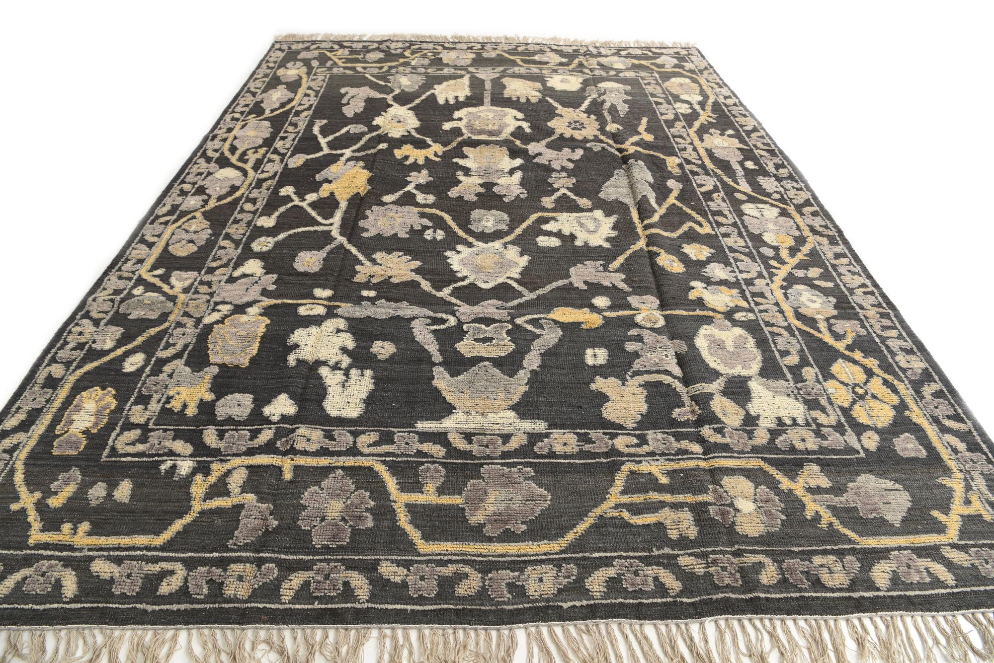 9' 3 x 12' 8 Hand Knotted Oushak Wool Rug