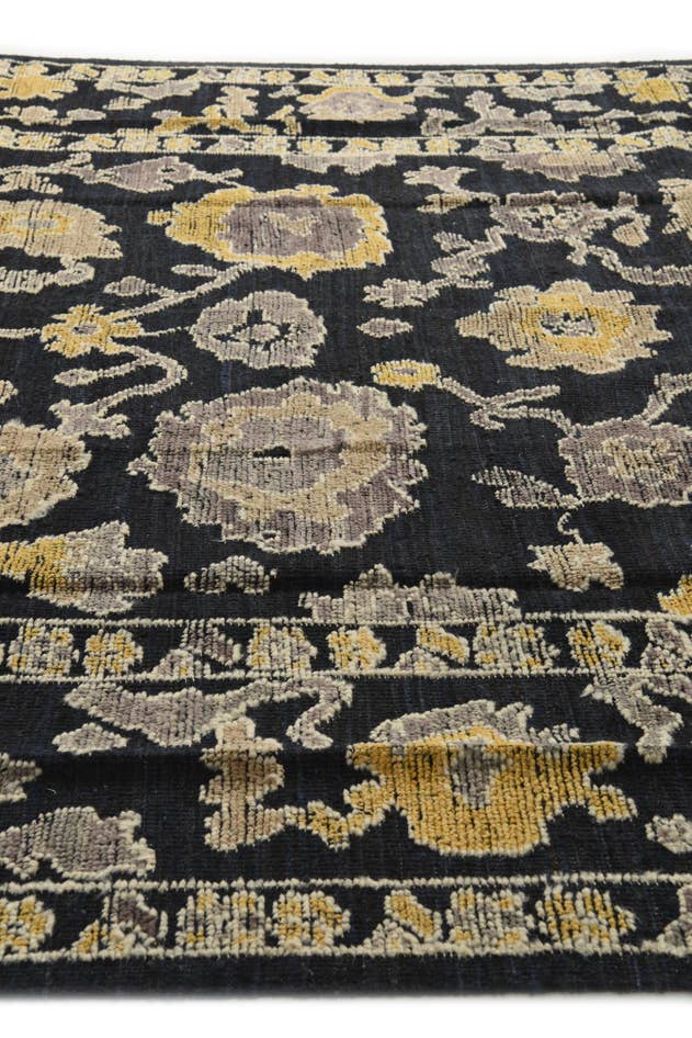 Detail image of 8' x 11' Hand Knotted Oushak Wool Rug