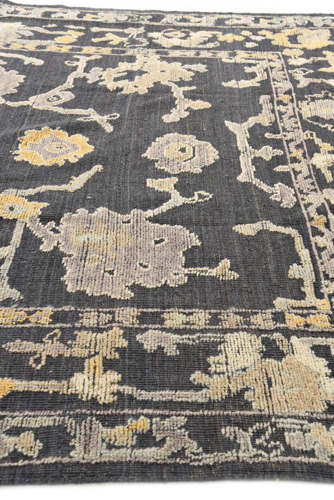 8' 1 x 10' 3 Hand Knotted Oushak Wool Rug