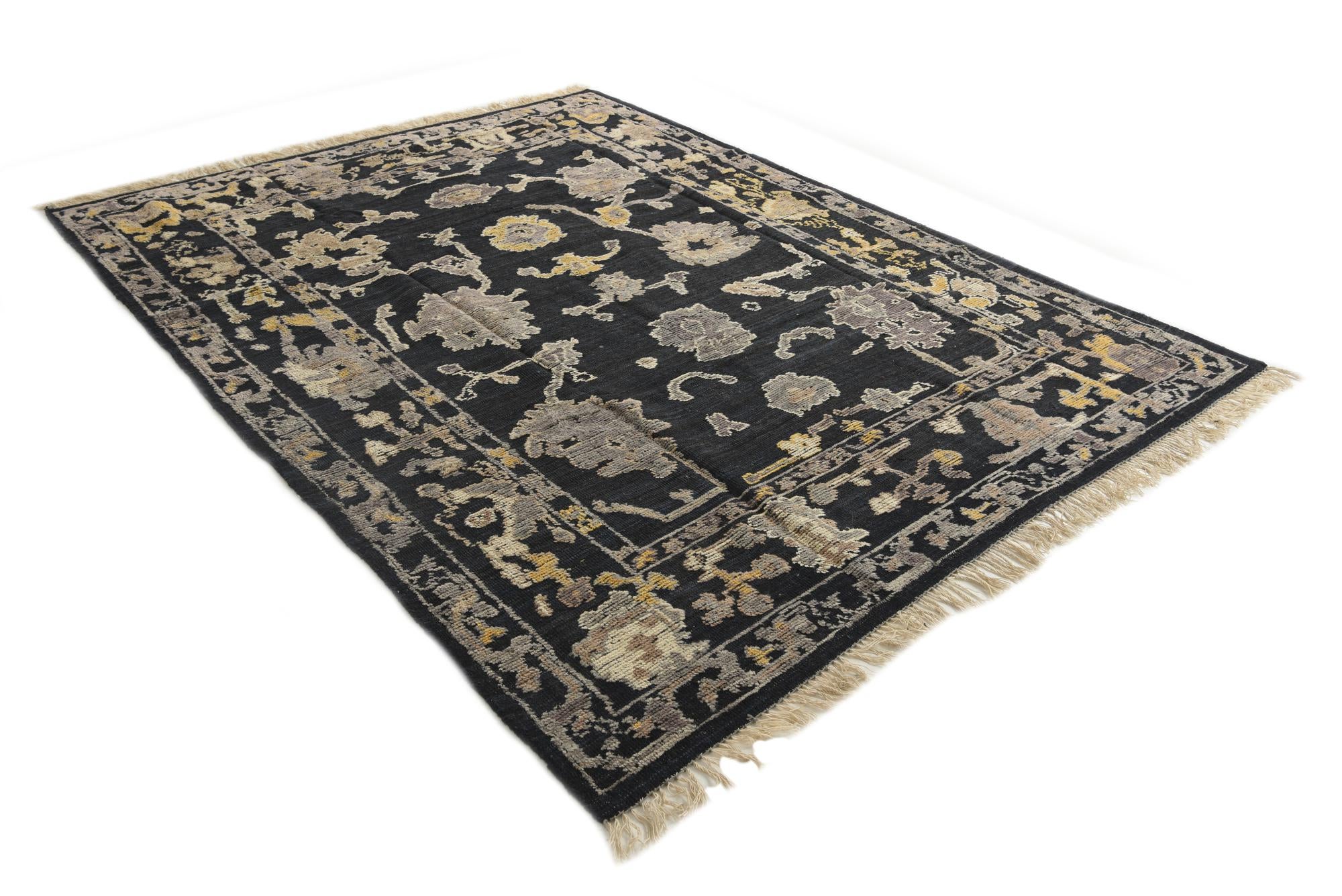 8' x 10' 4 Hand Knotted Oushak Wool Rug