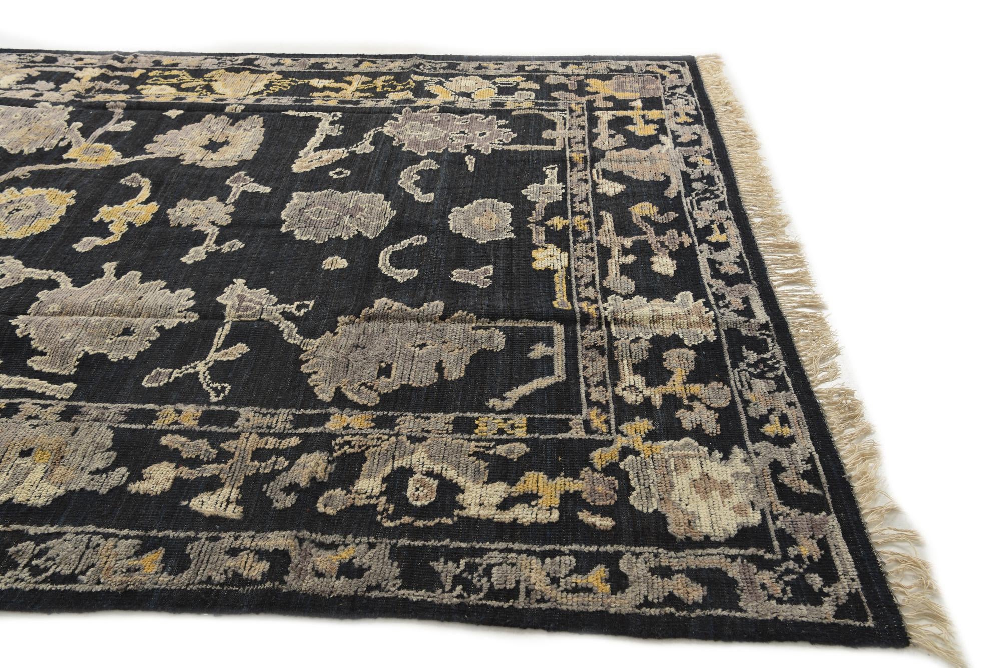 8' x 10' 4 Hand Knotted Oushak Wool Rug