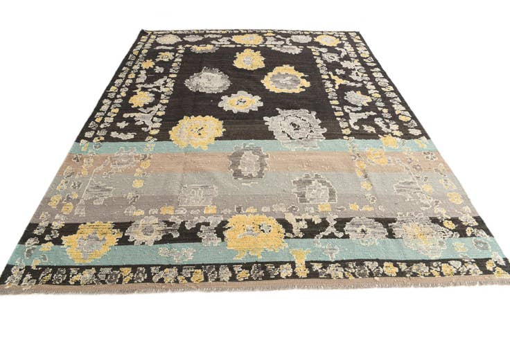 Detail image of 8' 4 x 10' 7 Hand Knotted Oushak Wool Rug