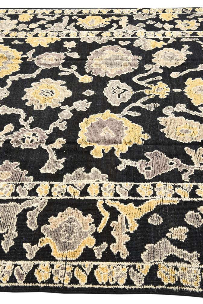 8' x 10' 4 Hand Knotted Oushak Wool Rug