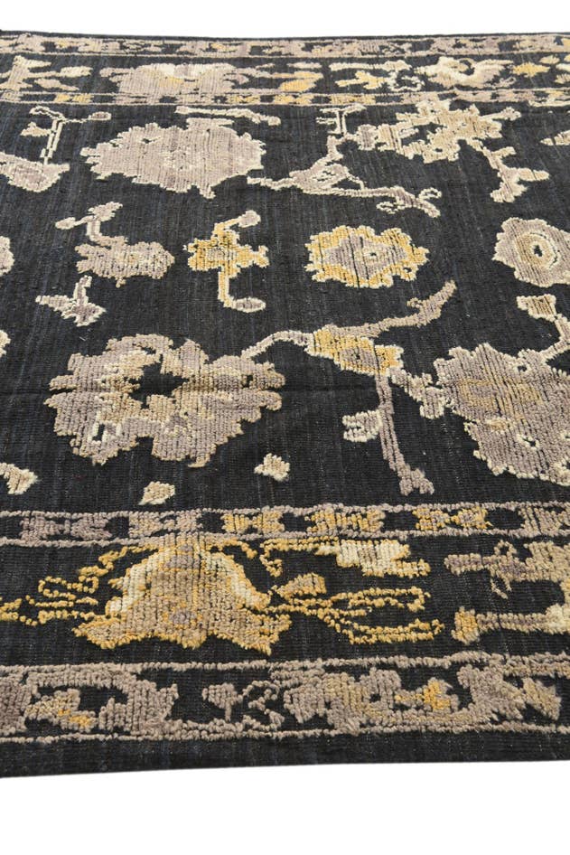 Detail image of 8' x 10' 2 Hand Knotted Oushak Wool Rug