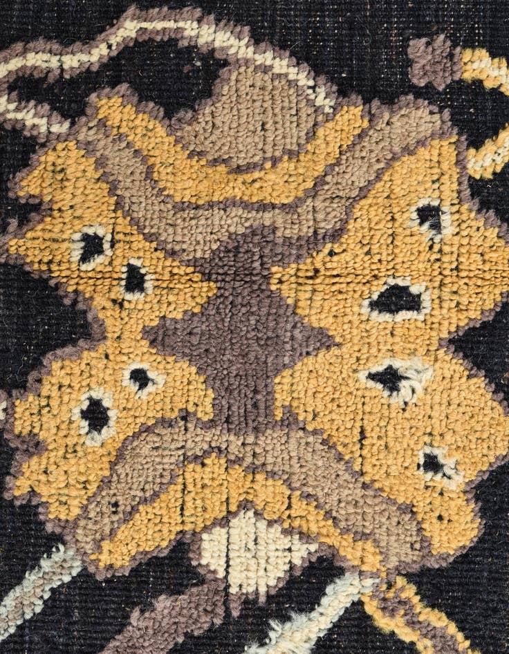 Detail image of 8' x 10' 2  Hand Knotted Oushak Wool Rug