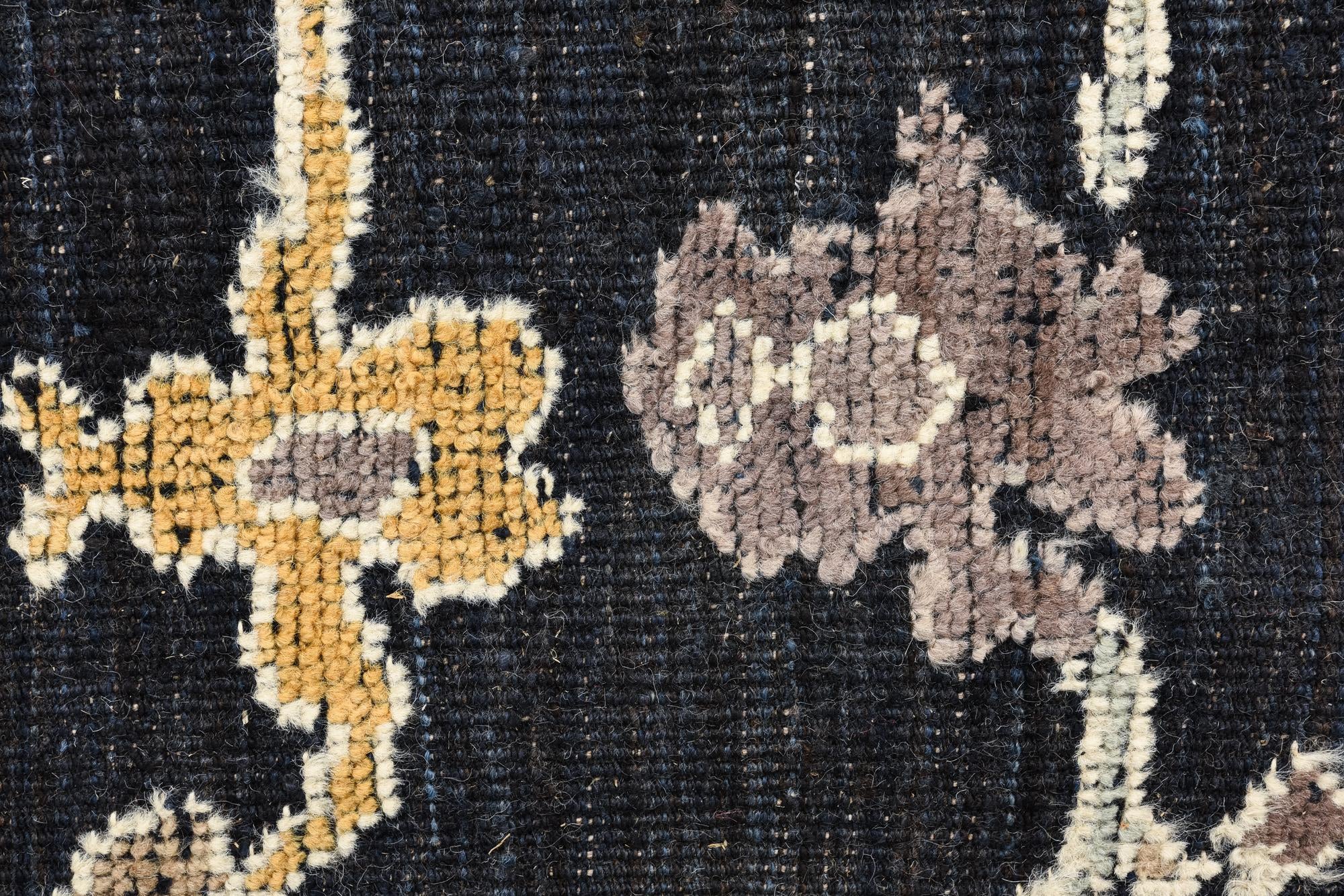 8' 5 x 10' 7 Hand Knotted Oushak Wool Rug