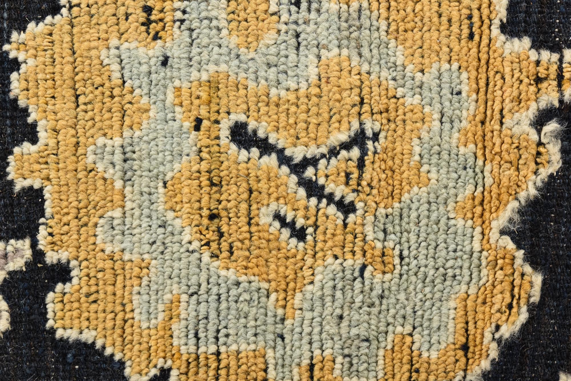 8' 2 x 10' 9 Hand Knotted Oushak Wool Rug