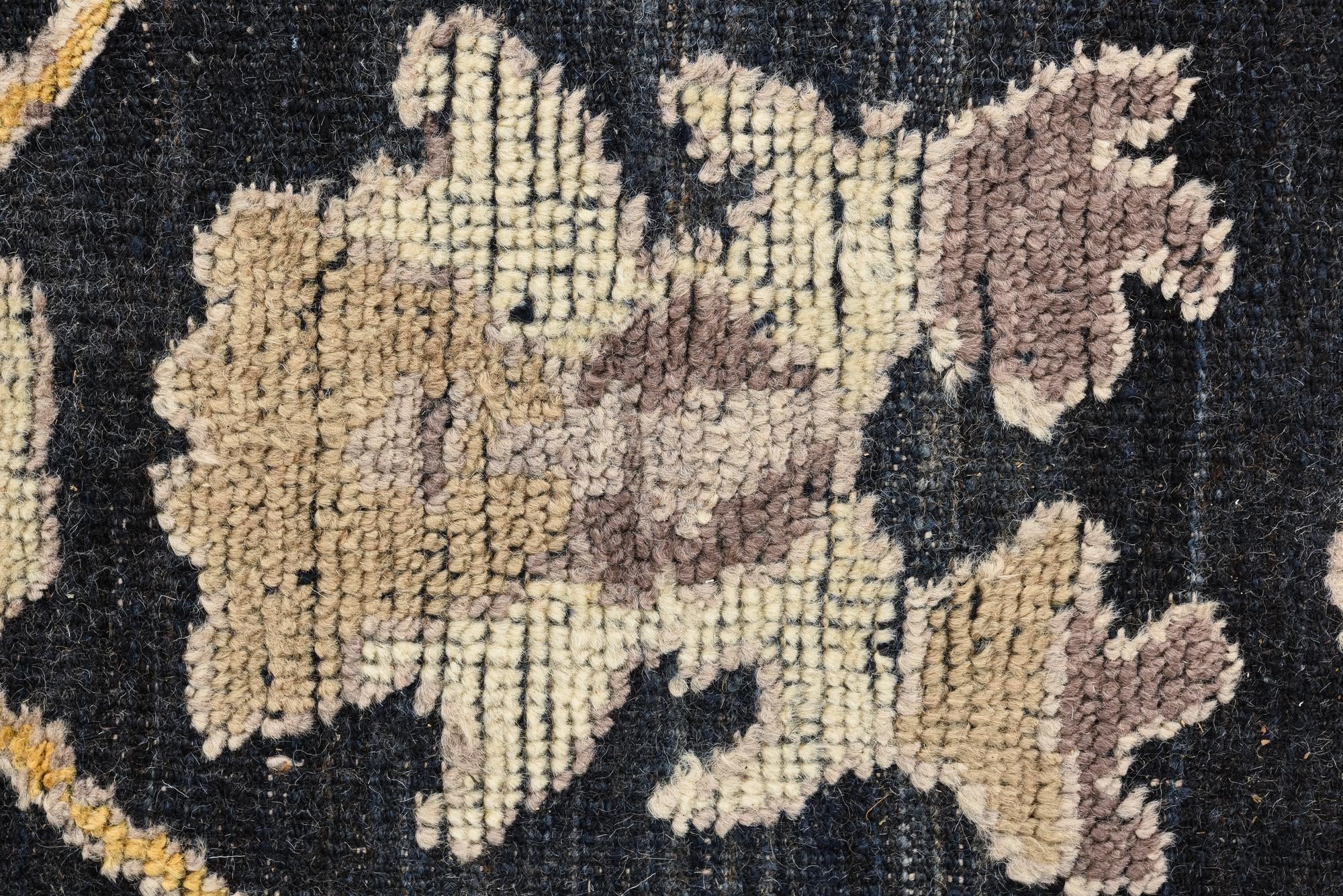 8' 1 x 10' 2 Hand Knotted Oushak Wool Rug