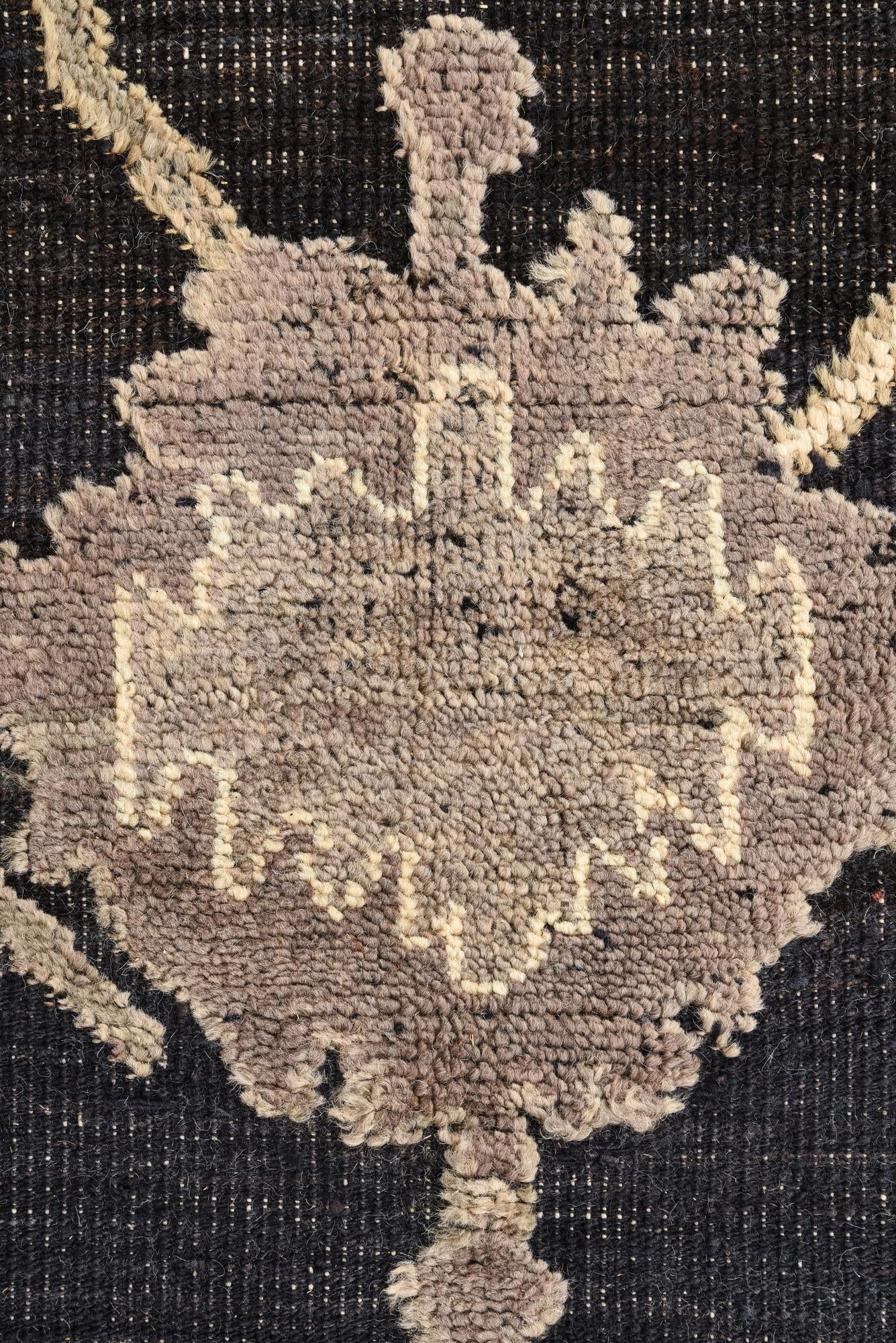 8' 3 x 10' 7 Hand Knotted Oushak Wool Rug