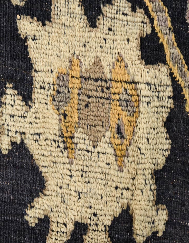 Detail image of 9' 6 x 11' 10 Hand Knotted Oushak Wool Rug