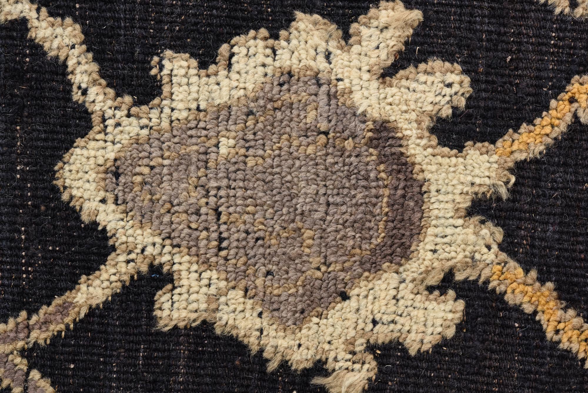 9' 4 x 11' 9 Hand Knotted Oushak Wool Rug