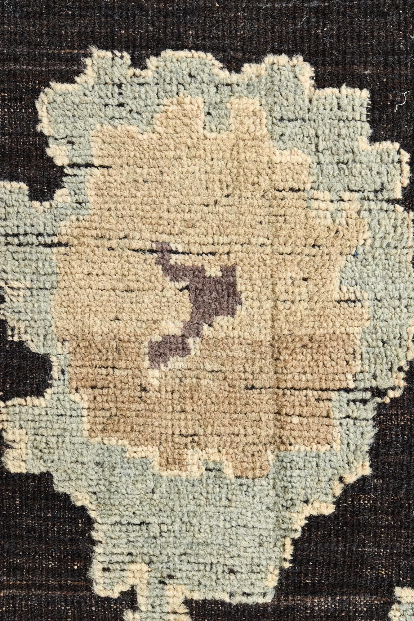 9' 3 x 11' 10 Hand Knotted Oushak Wool Rug