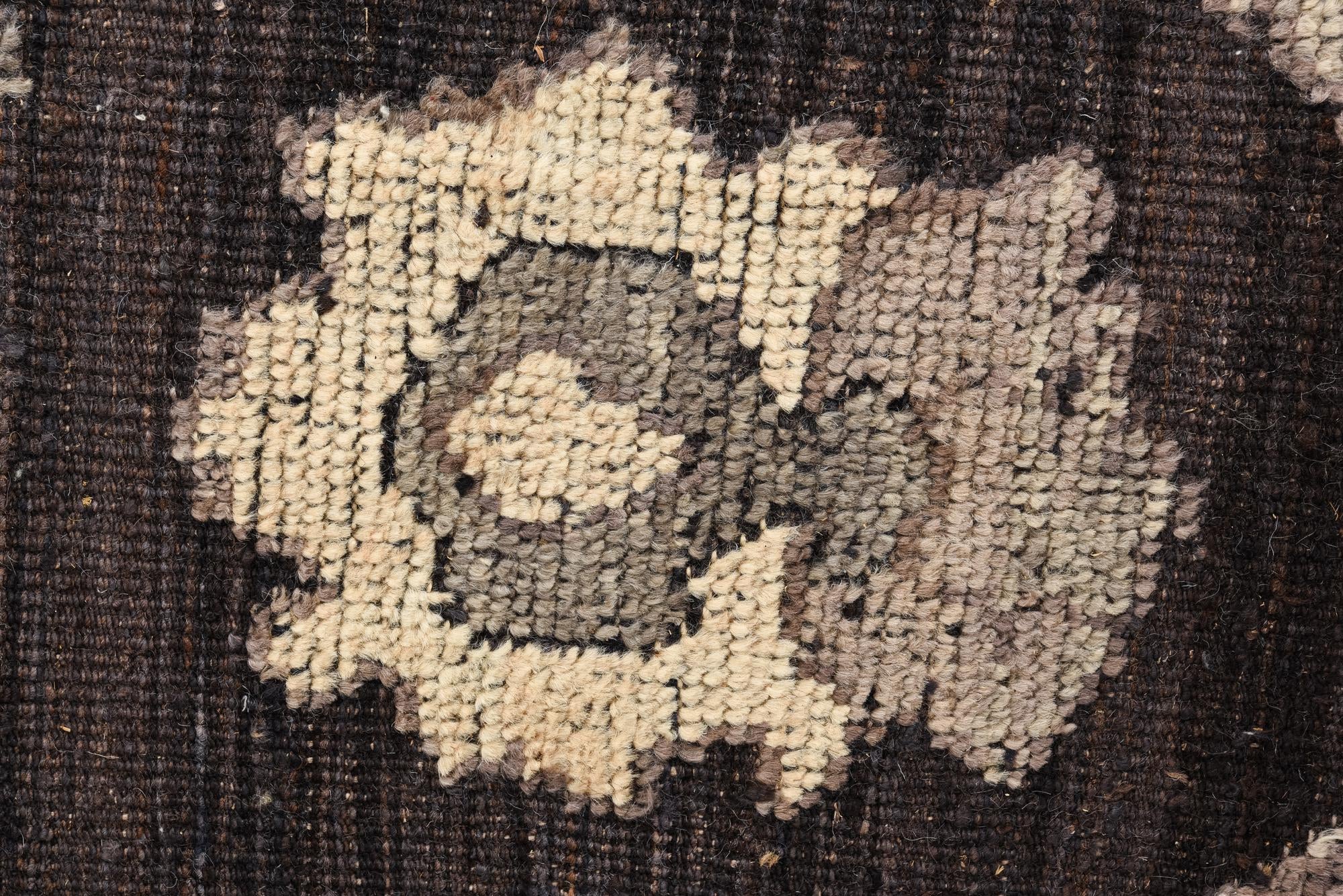 8' 5 x 9' 5 Hand Knotted Oushak Wool Rug