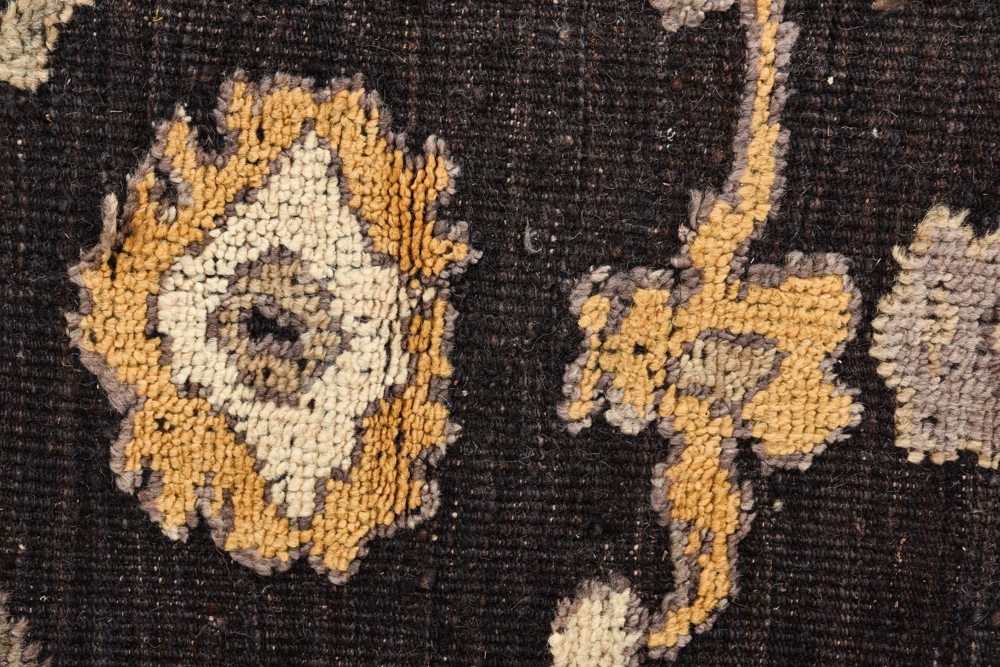 8' 5 x 9' 5 Hand Knotted Oushak Wool Rug