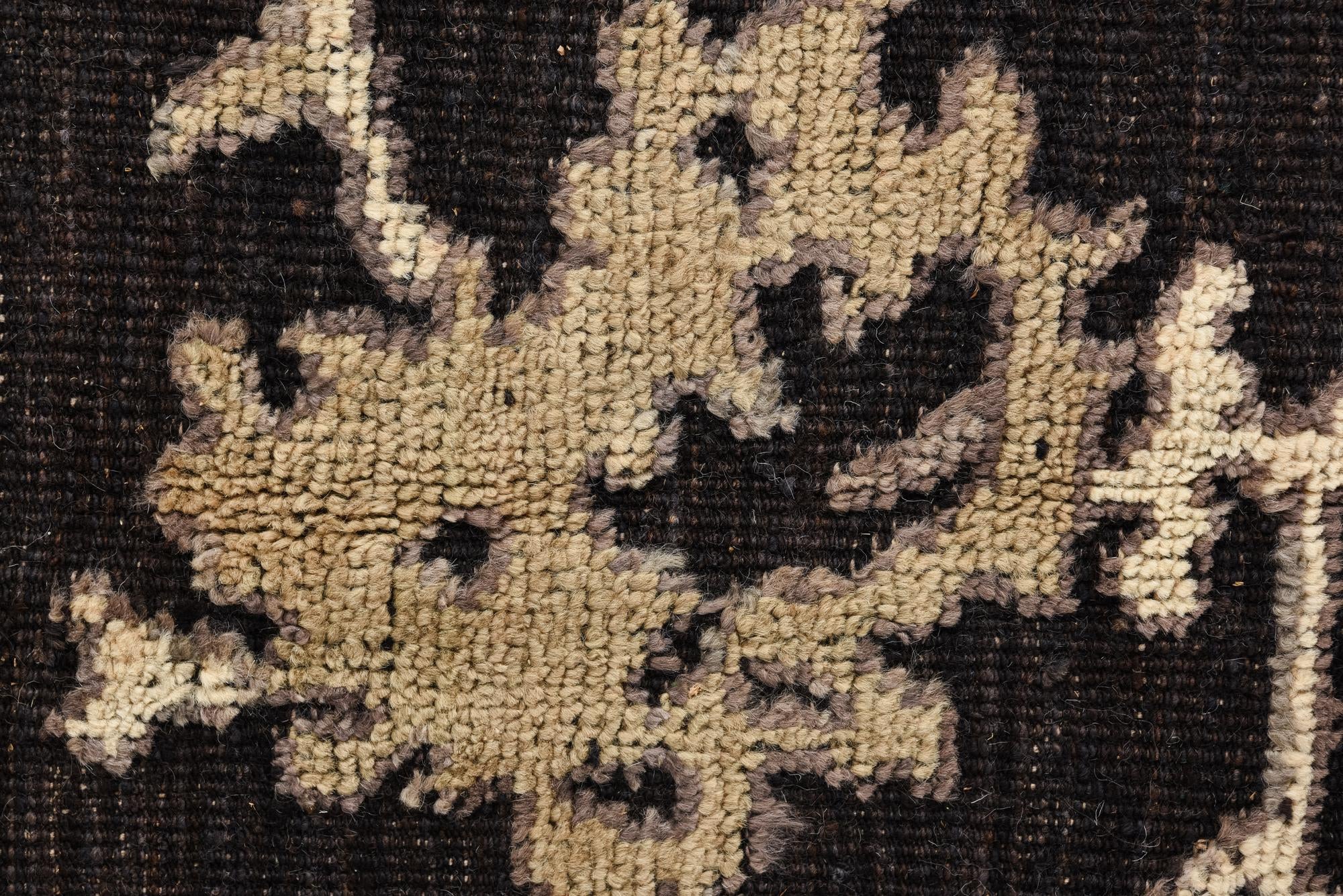 8' 5 x 9' 5 Hand Knotted Oushak Wool Rug
