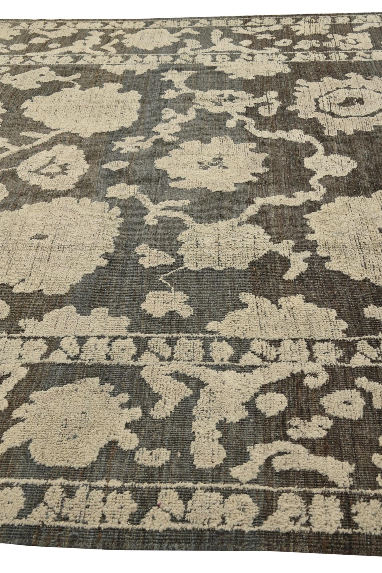 9' x 12' 4 Hand Knotted Oushak Wool Rug