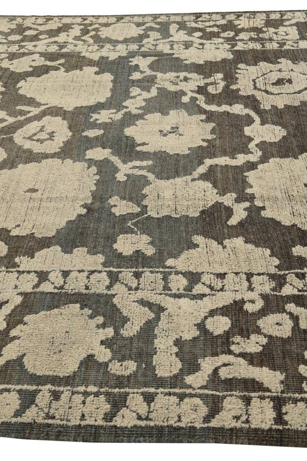 Detail image of 9' x 12' 4 Hand Knotted Oushak Wool Rug
