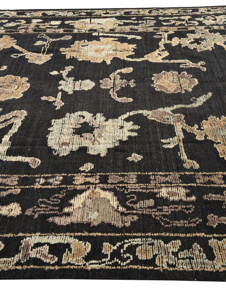 Detail image of 9' 3 x 11' 2 Hand Knotted Oushak Wool Rug