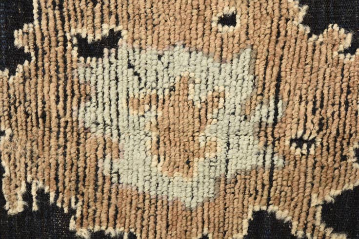 Detail image of 9' 3 x 11' 2 Hand Knotted Oushak Wool Rug