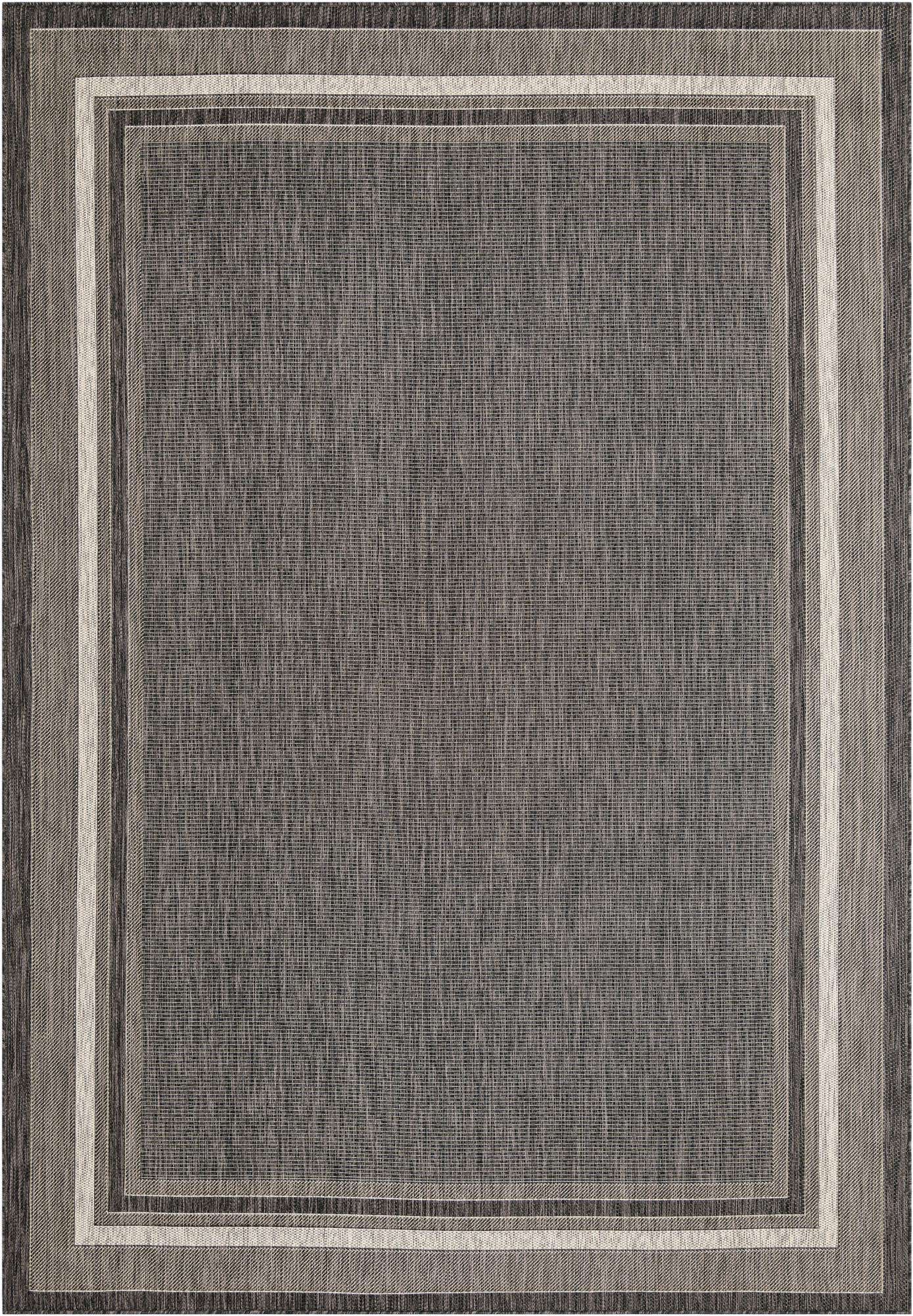 7' 10 x 11' Easy-Clean Border Indoor / Outdoor Rug