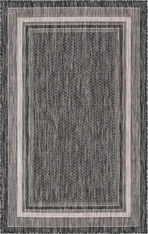 Detail image of 3' x 5' 3 Easy-Clean Border Indoor / Outdoor Rug