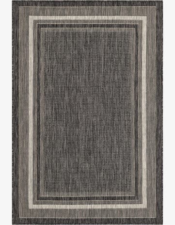 4' x 6' Easy-Clean Border Indoor / Outdoor Rug