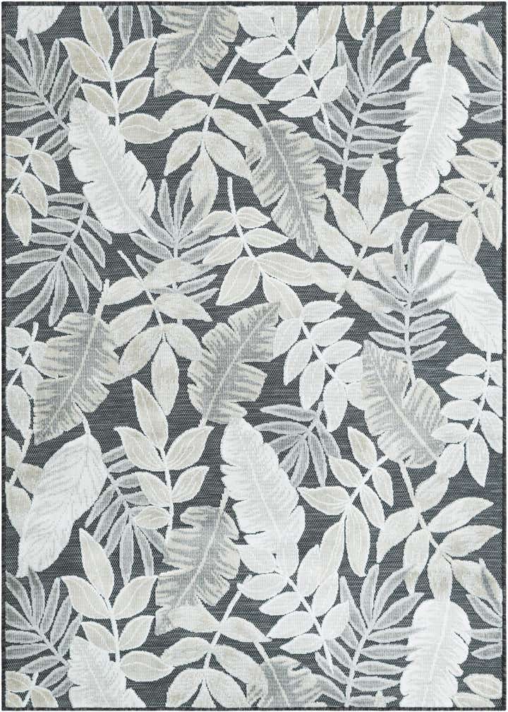 4' 5 x 6' Easy-Clean Botanical Indoor / Outdoor Rug