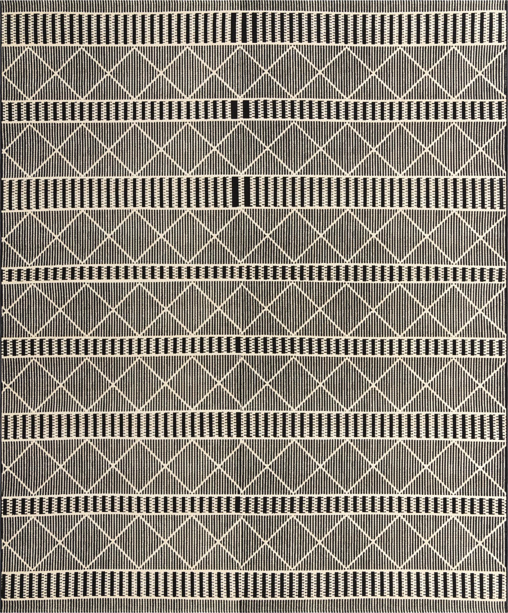 10' x 12' Washable Lattice Indoor / Outdoor Rug