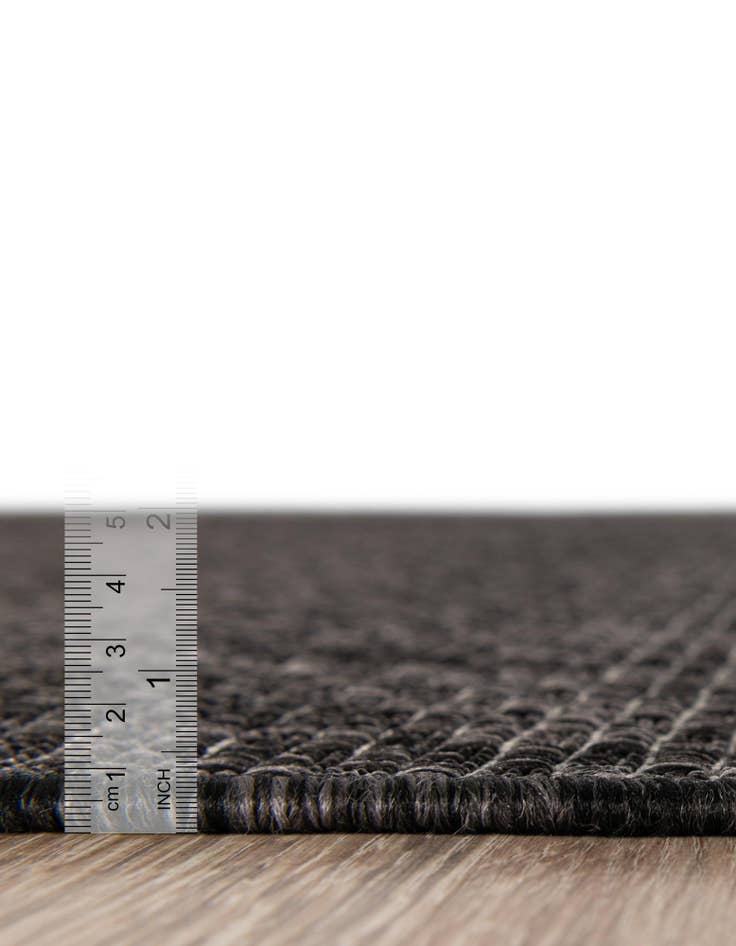 Detail image of 5' 3 x 7' Easy-Clean Solid Indoor / Outdoor Rug