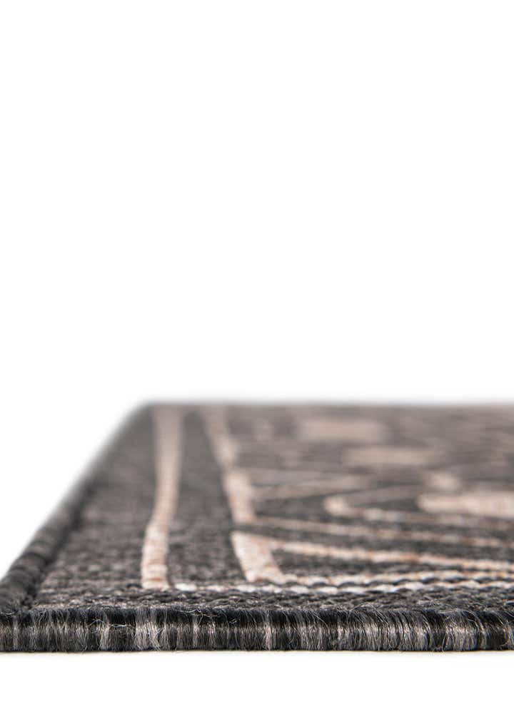 9' x 12' Easy-Clean Southwestern Indoor / Outdoor Rug