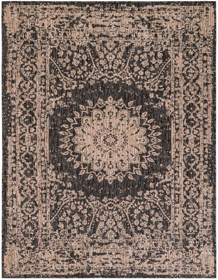 Detail image of 4' x 6' Easy-Clean Traditional Indoor / Outdoor Rug